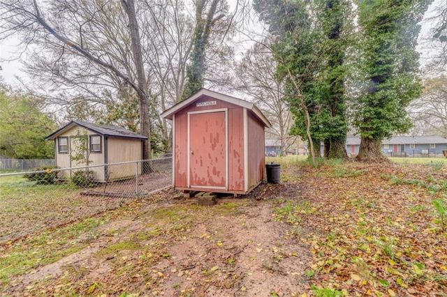 263 E Girard Avenue E, Cedartown, GA 30125