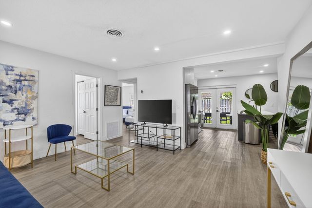 4601 NE 4th Avenue, Fort Lauderdale, FL 33334