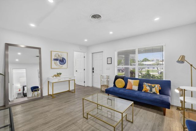 4601 NE 4th Avenue, Fort Lauderdale, FL 33334