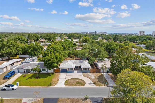 5826 20TH AVENUE S, Gulfport, FL 33707