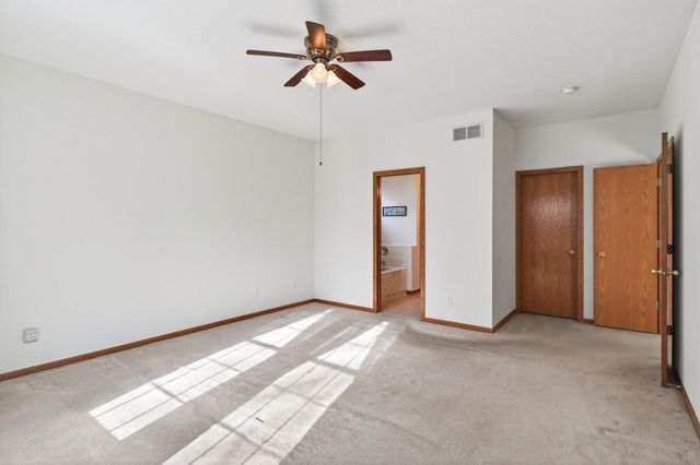 442 Meadowood Lane, Burnsville, MN 55337