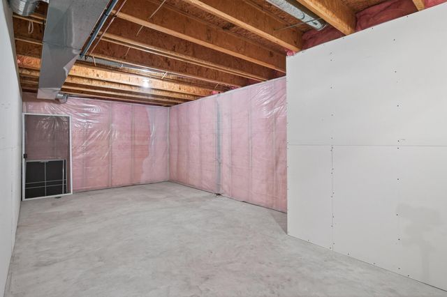 442 Meadowood Lane, Burnsville, MN 55337