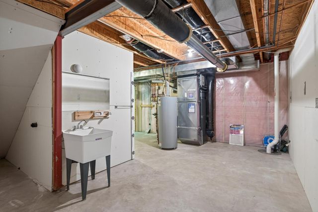 442 Meadowood Lane, Burnsville, MN 55337