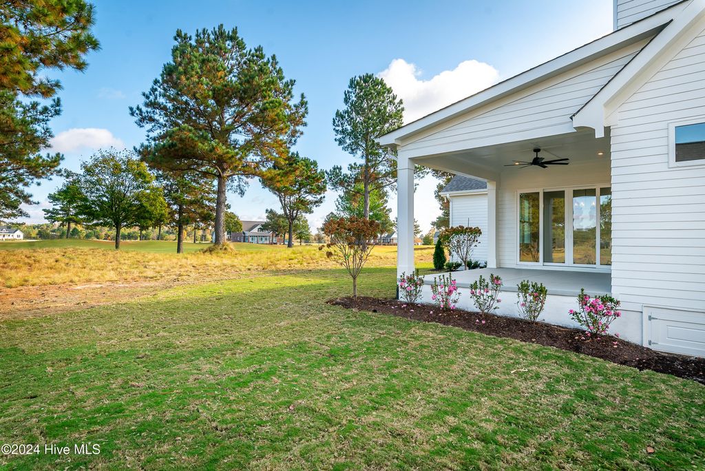 Image 34 of property listing at 124 Pine Tree Point, Snow Hill, NC 28580