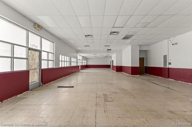 2300 S Schaefer Highway, Detroit, MI 48217