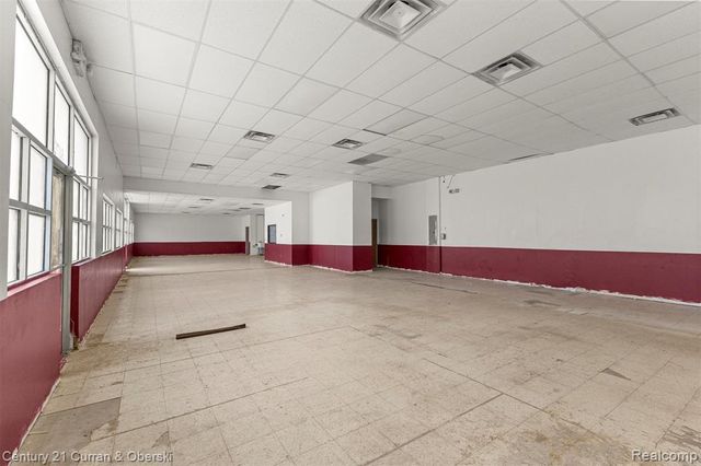 2300 S Schaefer Highway, Detroit, MI 48217