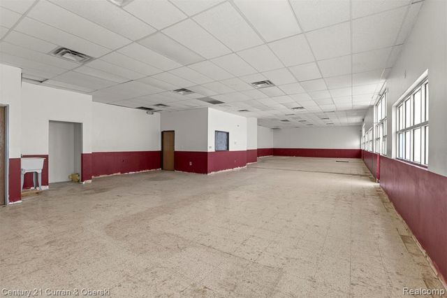 2300 S Schaefer Highway, Detroit, MI 48217