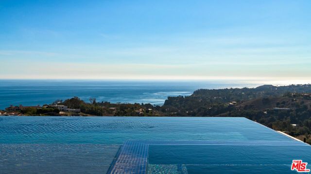 6093 Murphy Way, Malibu, CA 90265