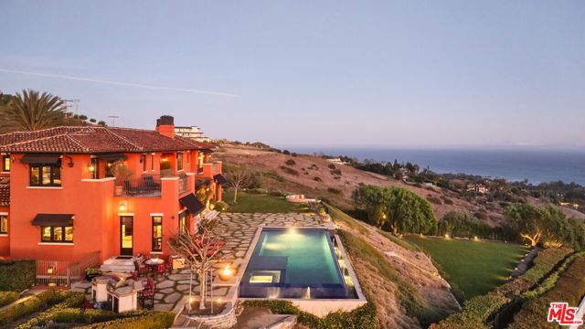 6093 Murphy Way, Malibu, CA 90265
