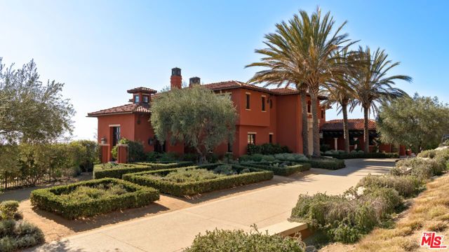 6093 Murphy Way, Malibu, CA 90265