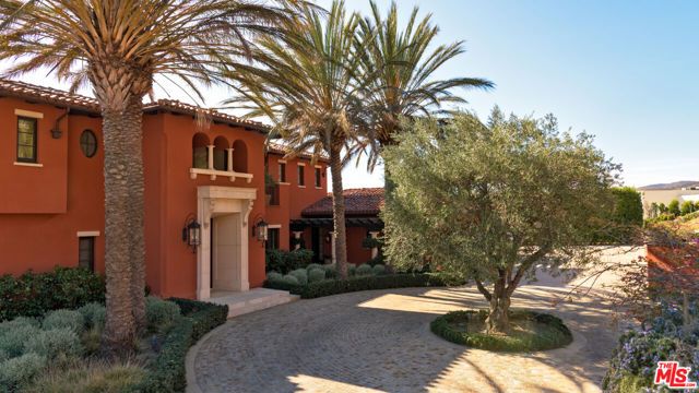 6093 Murphy Way, Malibu, CA 90265