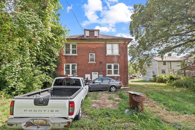 2300 W Buena Vista Street, Detroit, MI 48238