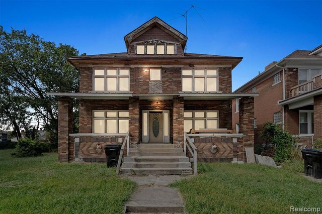 2300 W Buena Vista Street, Detroit, MI 48238