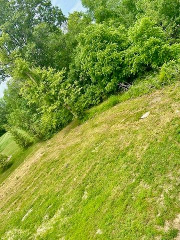 7518 Fawn Valley Drive, Schererville, IN 46375