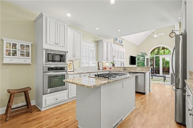 827 Highland Terrace NE, Atlanta, GA 30306