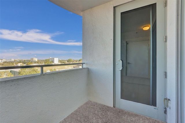 1830 Radius Dr 609, Hollywood, FL 33020