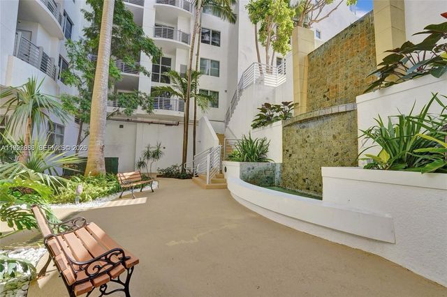 1830 Radius Dr 609, Hollywood, FL 33020