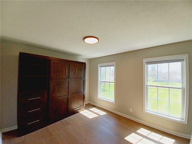 209 Whittier Road, Ogden, NY 14624