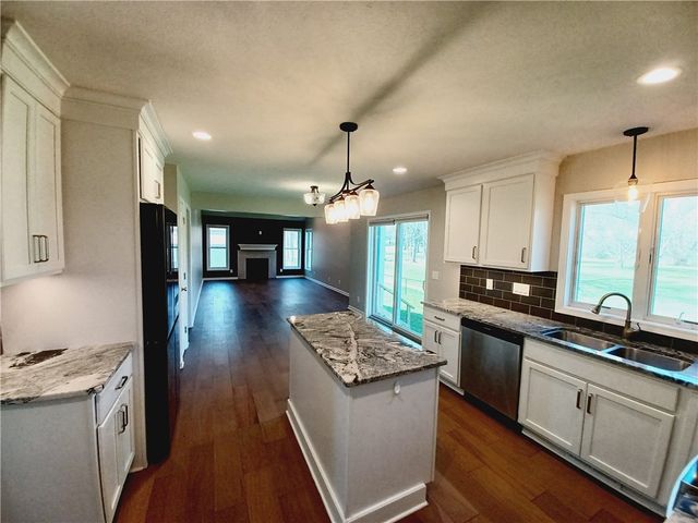 209 Whittier Road, Ogden, NY 14624