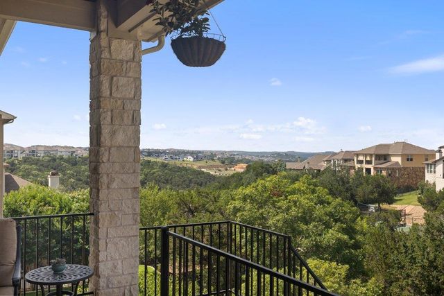 205 Woodlands CT, Lakeway, TX 78738