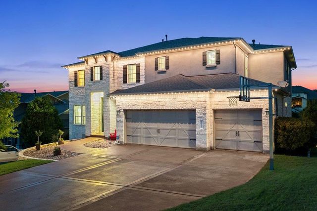 205 Woodlands CT, Lakeway, TX 78738