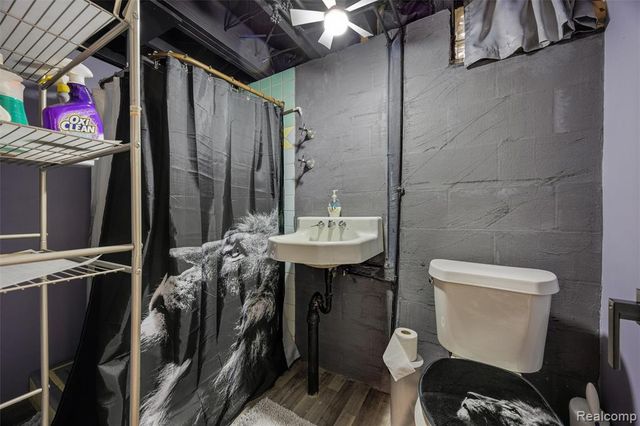 17361 Ego Avenue, Eastpointe, MI 48021