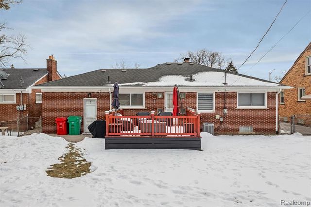 17361 Ego Avenue, Eastpointe, MI 48021