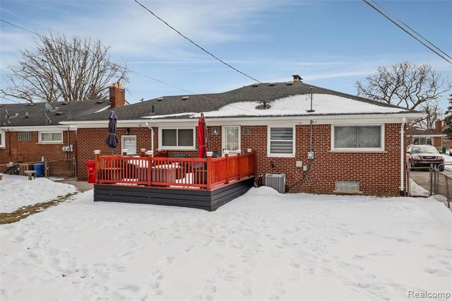 17361 Ego Avenue, Eastpointe, MI 48021