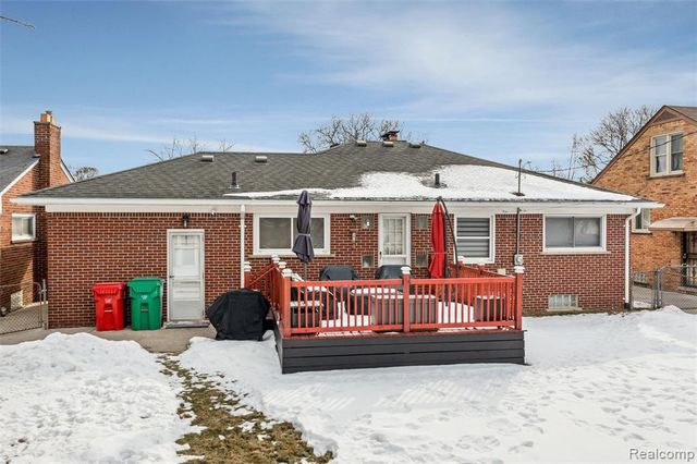 17361 Ego Avenue, Eastpointe, MI 48021