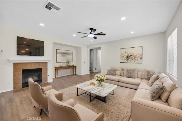 520 Overleaf Way, San Jacinto, CA 92582