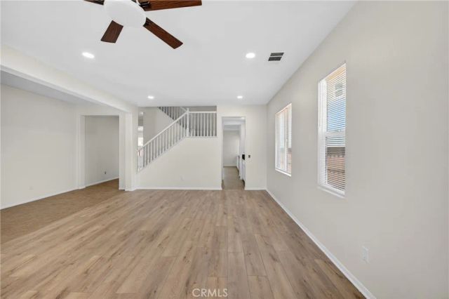 520 Overleaf Way, San Jacinto, CA 92582