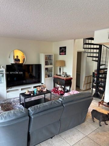 3190 Bird Avenue 15, Coconut Grove, FL 33133