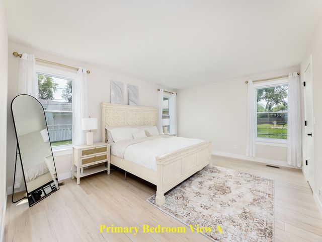 1649 Park Avenue, Hanover Park, IL 60133