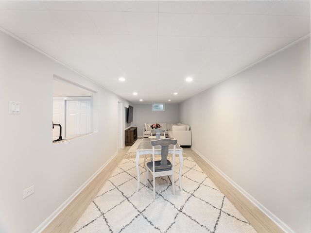 1649 Park Avenue, Hanover Park, IL 60133