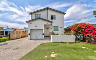 8711 Mckinley Place, Los Angeles, CA 90002