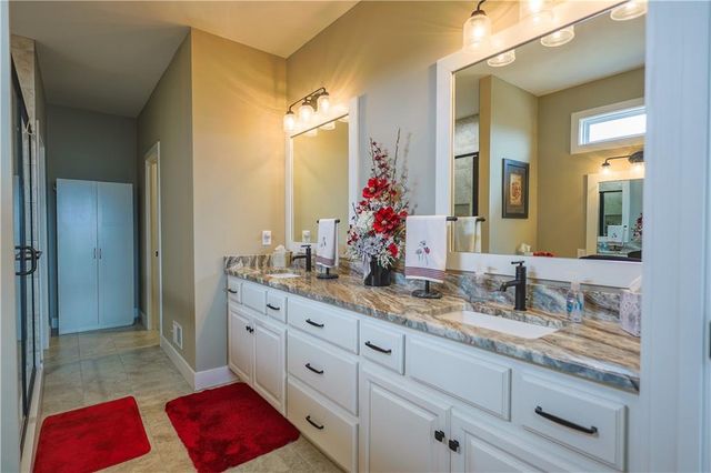 15550 Lovers Lane, Excelsior Springs, MO 64024