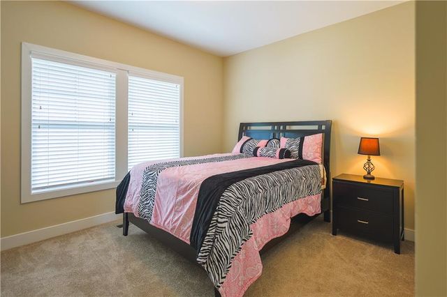 15550 Lovers Lane, Excelsior Springs, MO 64024