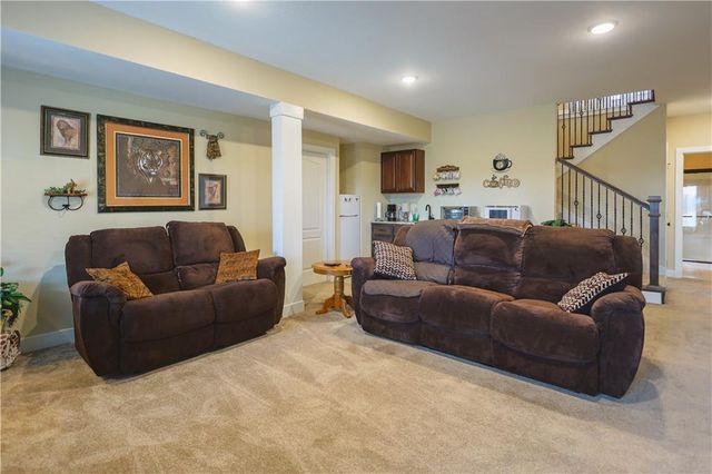 15550 Lovers Lane, Excelsior Springs, MO 64024