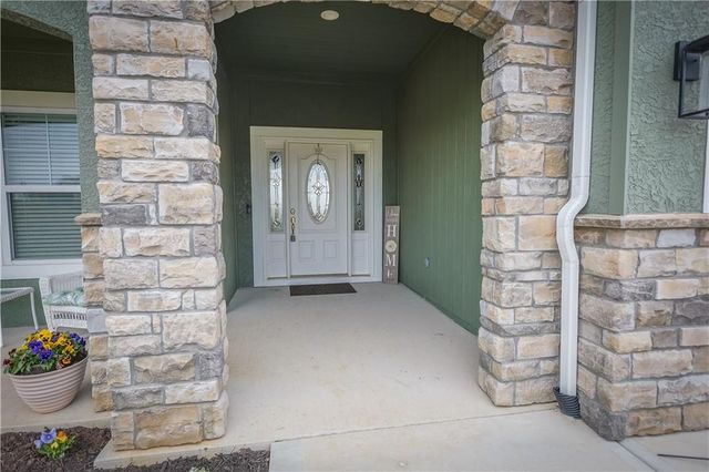 15550 Lovers Lane, Excelsior Springs, MO 64024