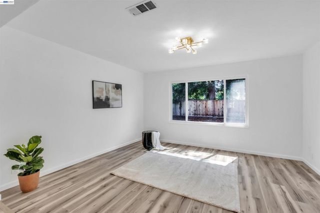 1859 Lynwood Dr, Concord, CA 94519