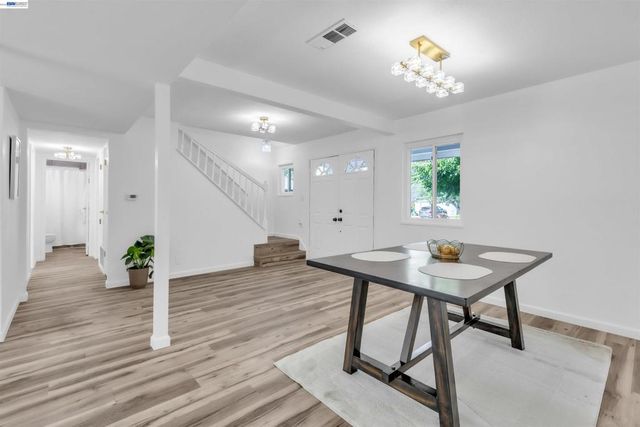 1859 Lynwood Dr, Concord, CA 94519