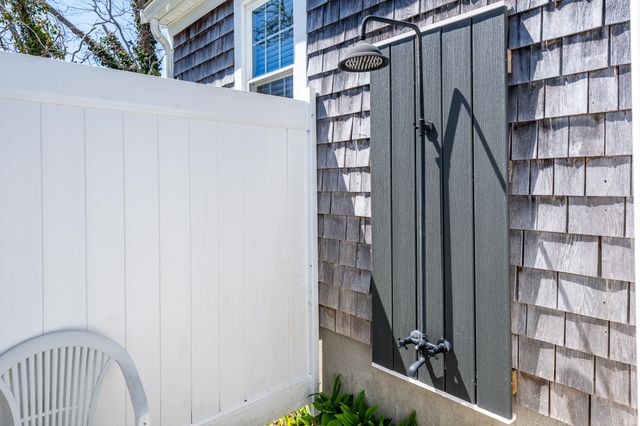 73 Swift Brook Road, South Yarmouth, MA 02664