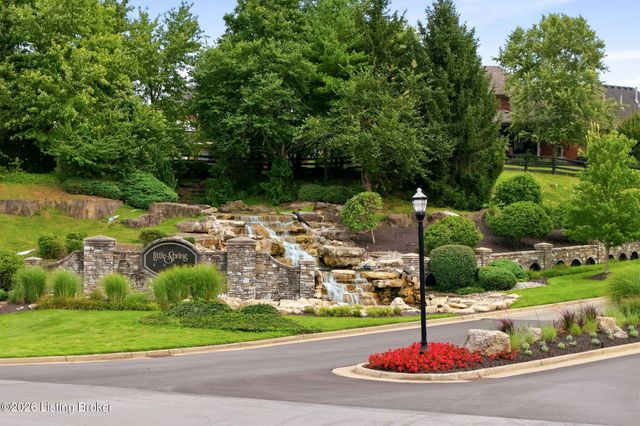 10511 Vista Hills Blvd, Louisville, KY 40291