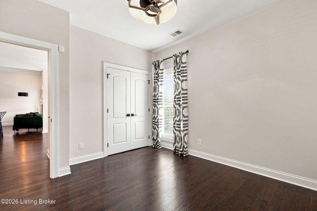 10511 Vista Hills Blvd, Louisville, KY 40291
