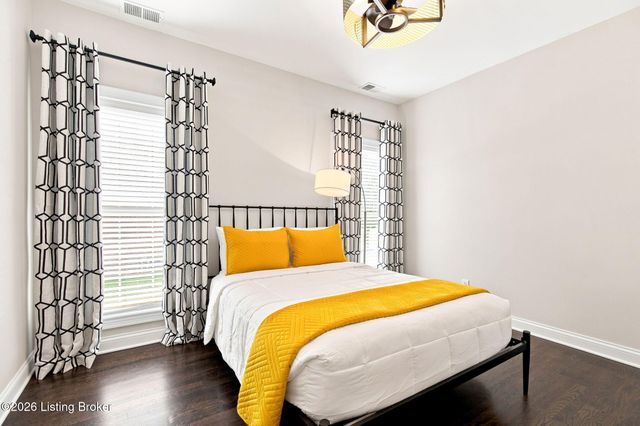 10511 Vista Hills Blvd, Louisville, KY 40291