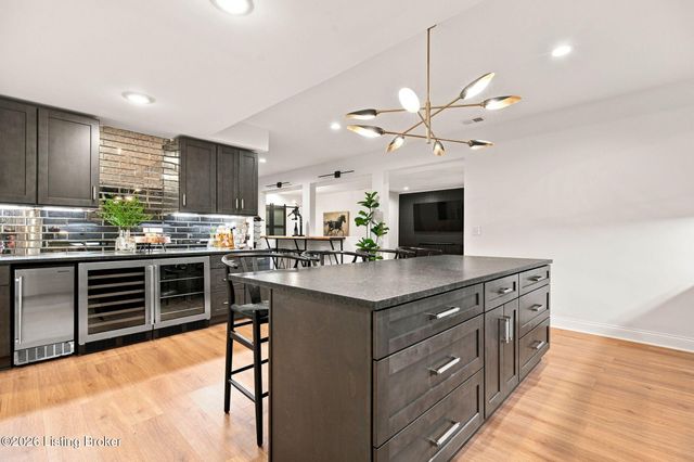 10511 Vista Hills Blvd, Louisville, KY 40291