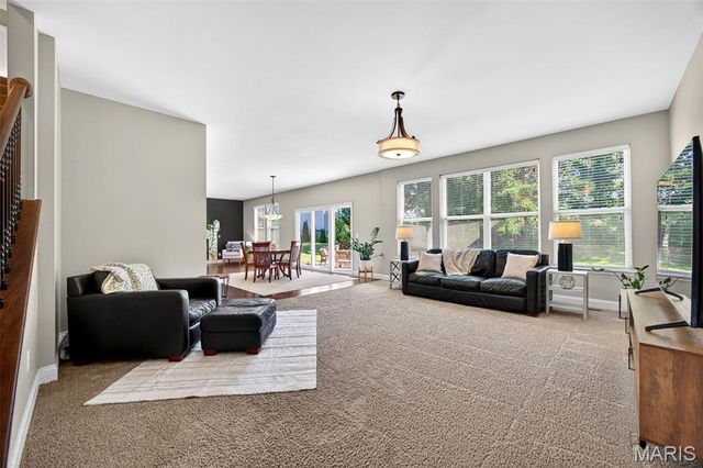 102 Eckstein Lane, Lake St Louis, MO 63367
