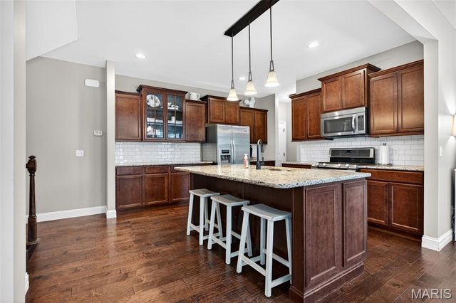 102 Eckstein Lane, Lake St Louis, MO 63367