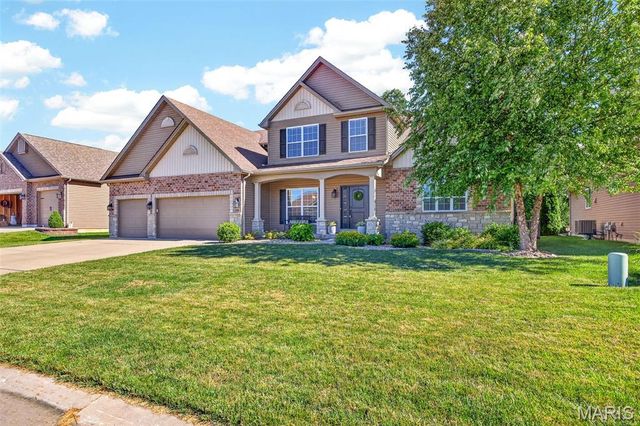102 Eckstein Lane, Lake St Louis, MO 63367