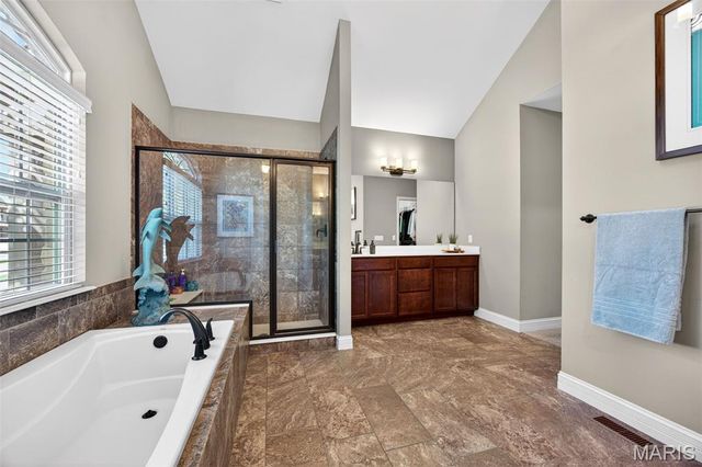 102 Eckstein Lane, Lake St Louis, MO 63367
